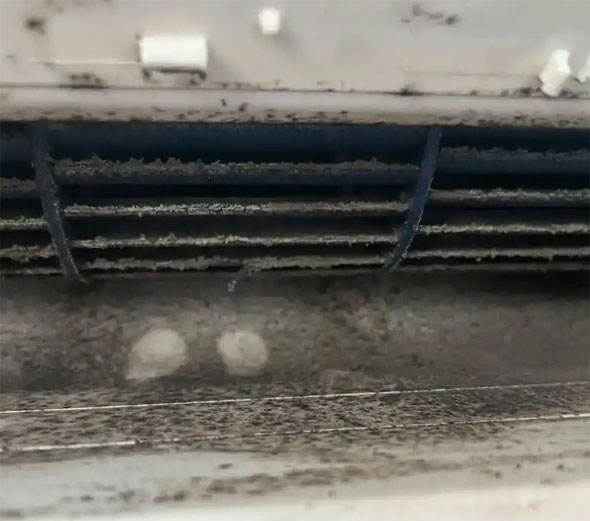 北仑空调吹的风有股烧焦味是怎么回事